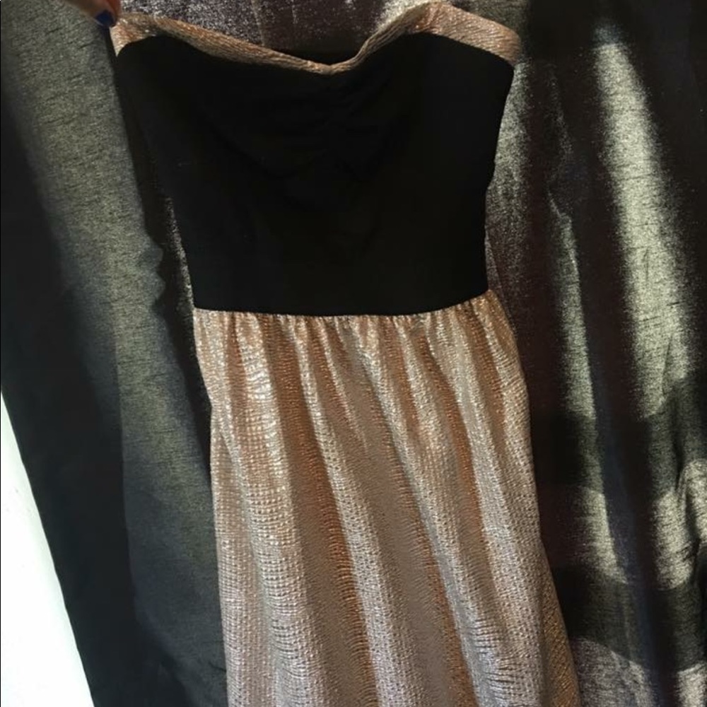 Strapless dress